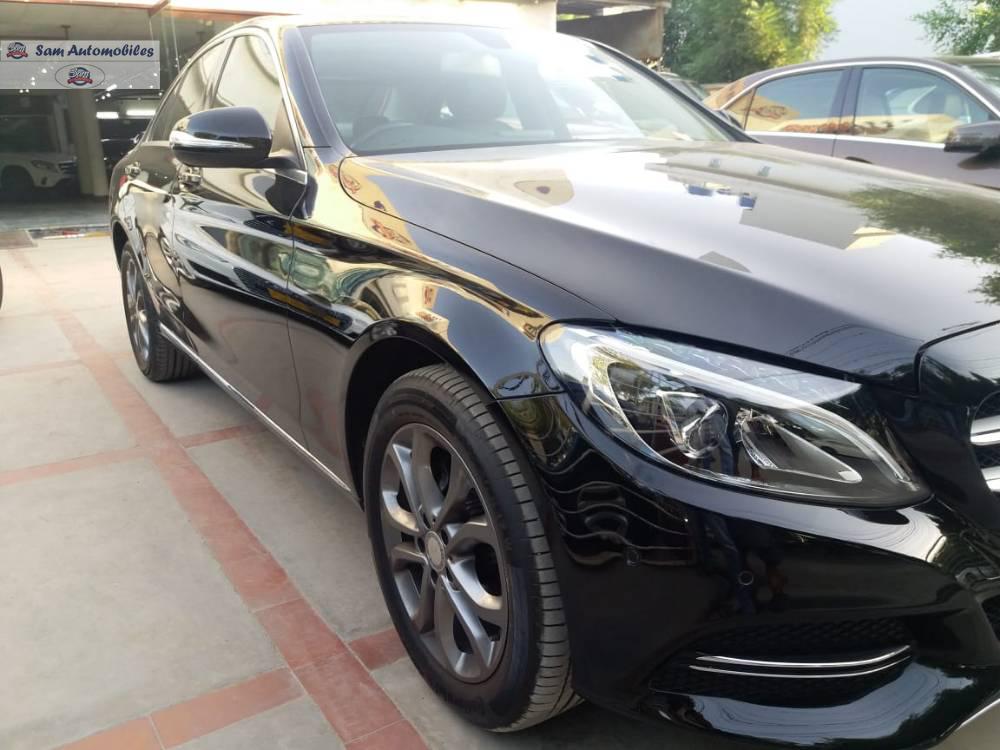 Mercedes Benz C Class 2015 for Sale in Karachi Mercedes Benz C Class 2015 for Sale in Karachi Image-3