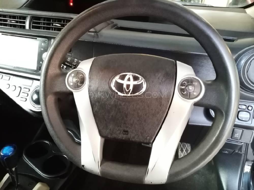 Toyota Aqua 2013 for Sale in Lahore Toyota Aqua 2013 for Sale in Lahore Image-11
