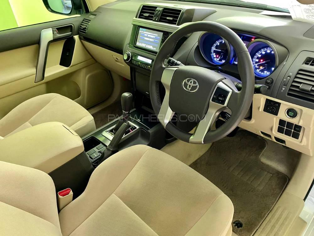 Toyota Prado 2016 for Sale in Karachi Toyota Prado 2016 for Sale in Karachi Image-9
