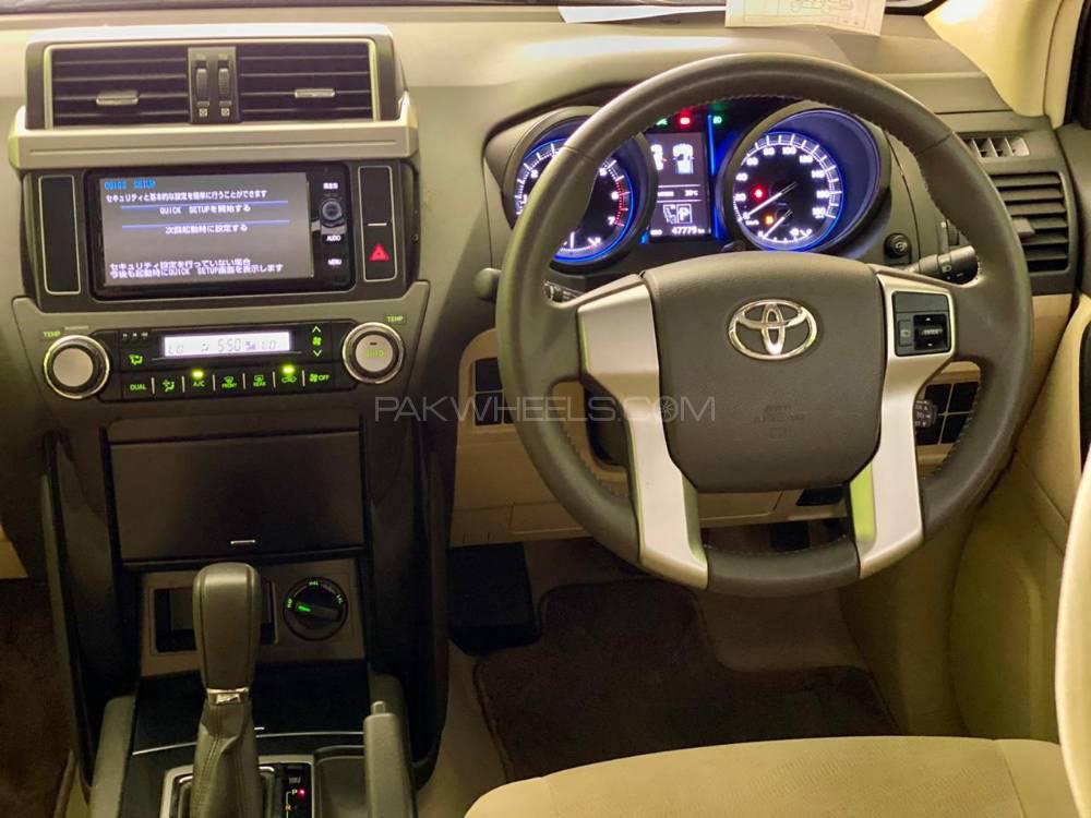 Toyota Prado 2016 for Sale in Karachi Toyota Prado 2016 for Sale in Karachi Image-10