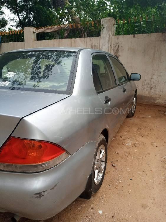 Mitsubishi Lancer 2005 for Sale in Karachi Mitsubishi Lancer 2005 for Sale in Karachi Image-3