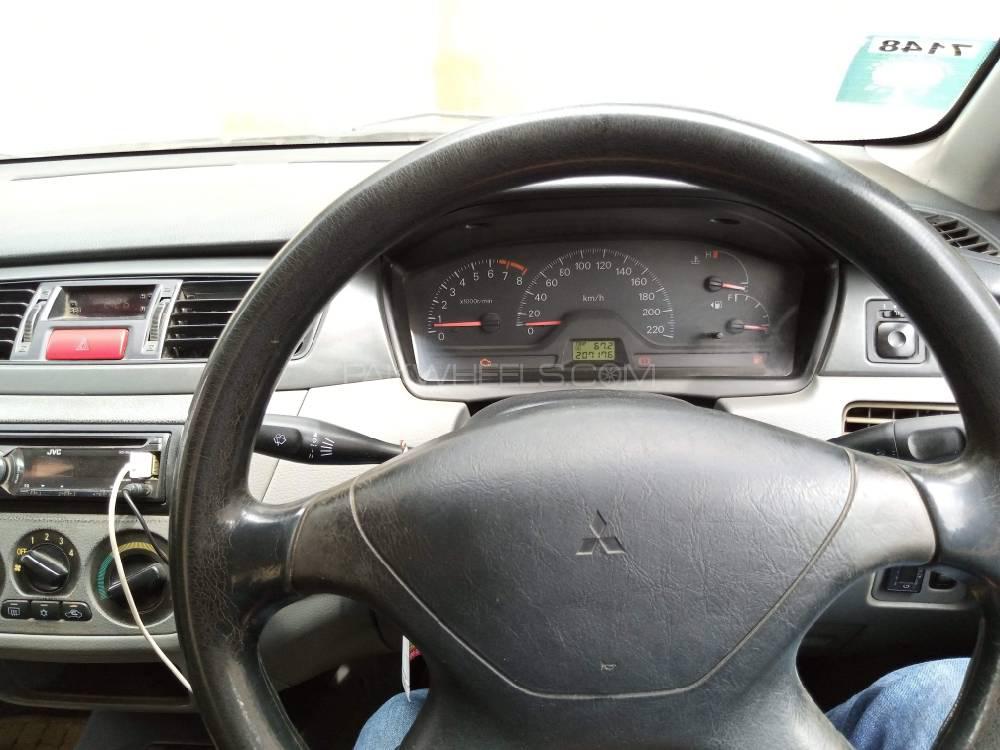 Mitsubishi Lancer 2005 for Sale in Karachi Mitsubishi Lancer 2005 for Sale in Karachi Image-7