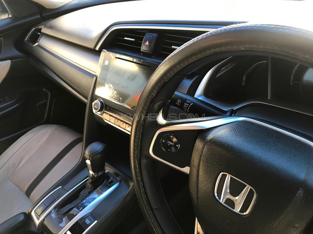 Honda Civic 2018 for Sale in Lahore Honda Civic 2018 for Sale in Lahore Image-5