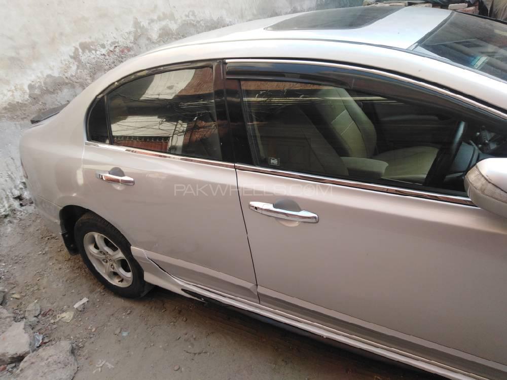 Honda Civic 2011 for Sale in Lahore Honda Civic 2011 for Sale in Lahore Image-3