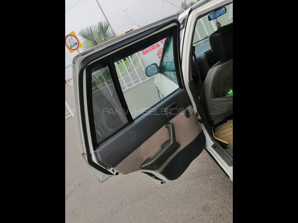 Suzuki Cultus 2004 for Sale in Lahore Suzuki Cultus 2004 for Sale in Lahore Image-9