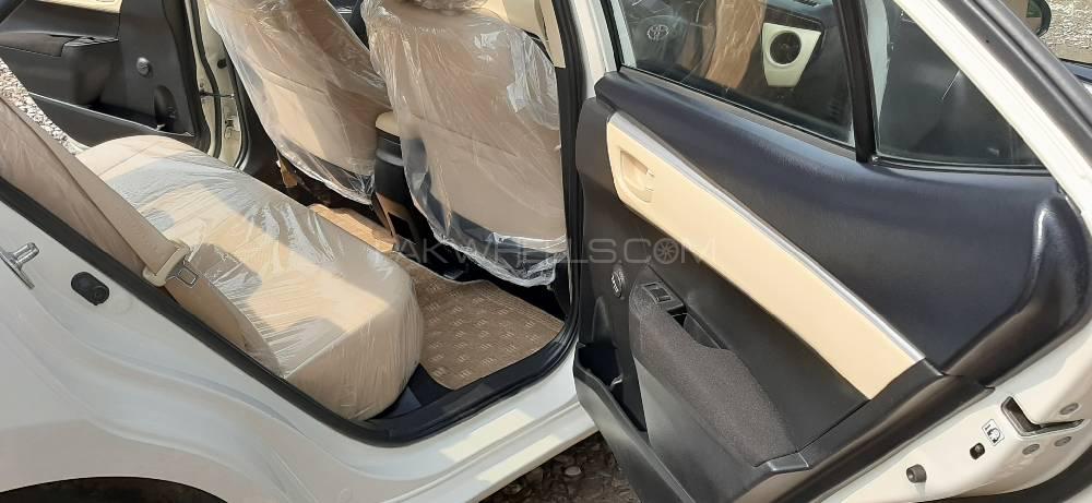 Toyota Corolla 2018 for Sale in Peshawar Toyota Corolla 2018 for Sale in Peshawar Image-12