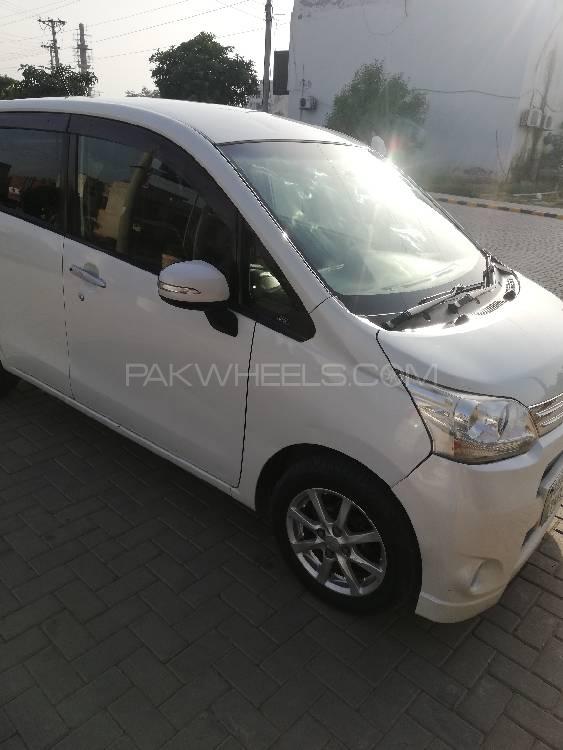 Daihatsu Move 2011 for Sale in Lahore Daihatsu Move 2011 for Sale in Lahore Image-6