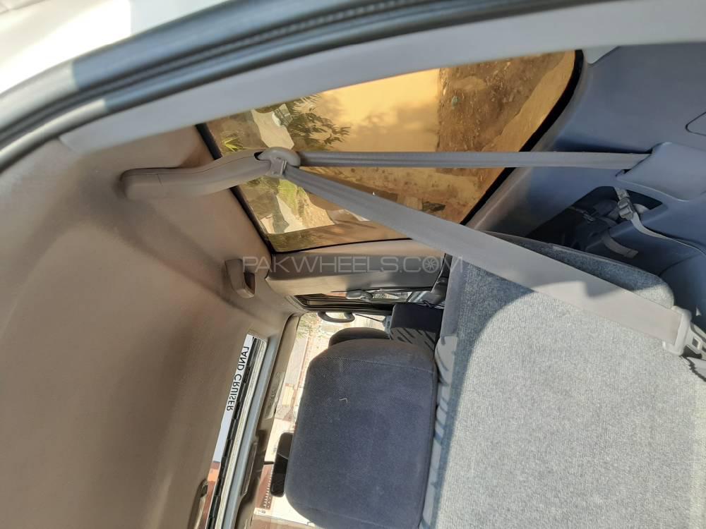 ٹویوٹا پراڈو 1997 for Sale in کوہاٹ ٹویوٹا پراڈو 1997 for Sale in کوہاٹ Image-10