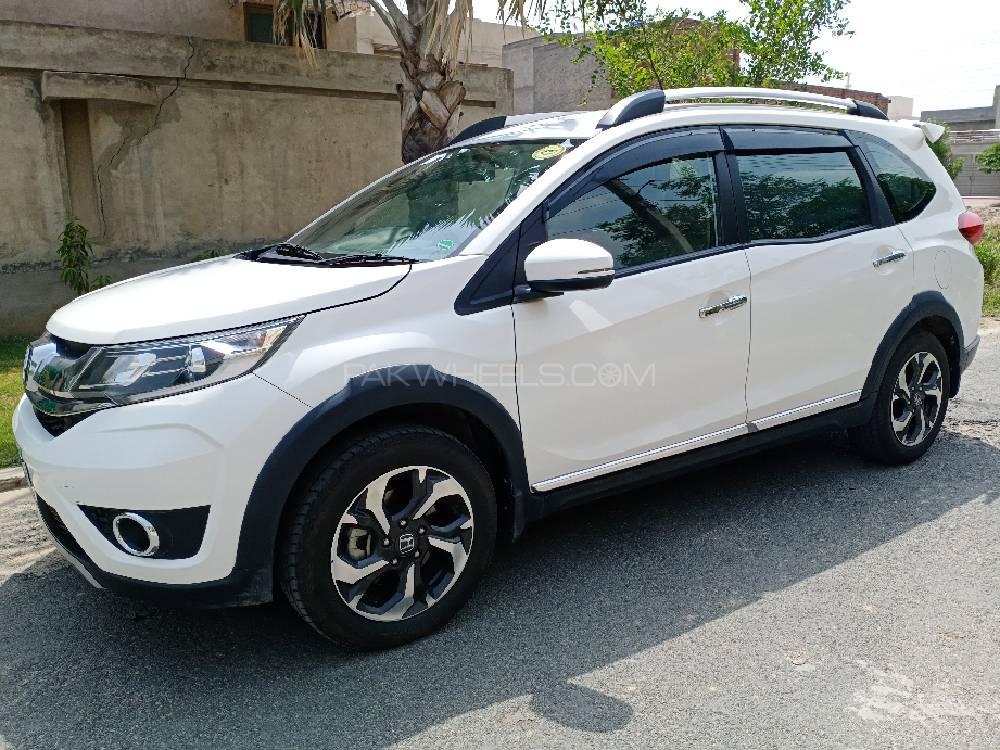 Honda BR-V 2018 for Sale in Faisalabad Honda BR-V 2018 for Sale in Faisalabad Image-17