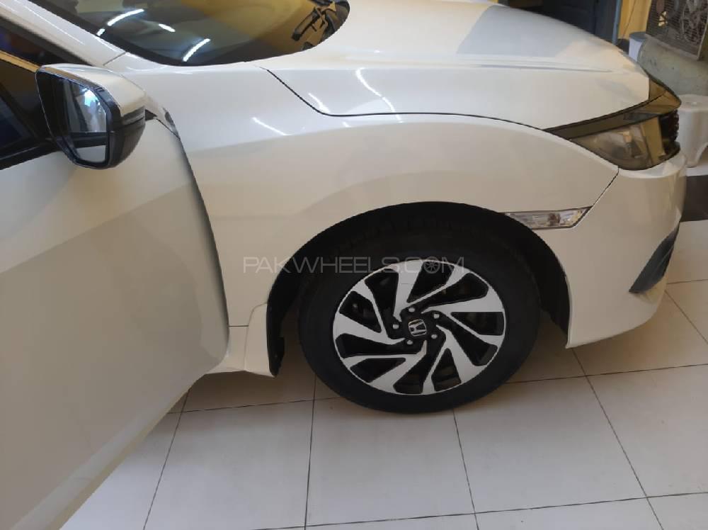 Honda Civic 2017 for Sale in Sialkot Honda Civic 2017 for Sale in Sialkot Image-3