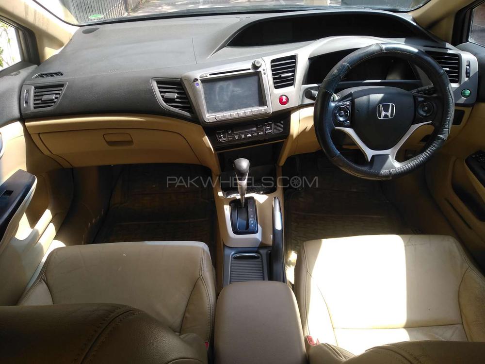 Honda Civic 2015 for Sale in Karachi Honda Civic 2015 for Sale in Karachi Image-16