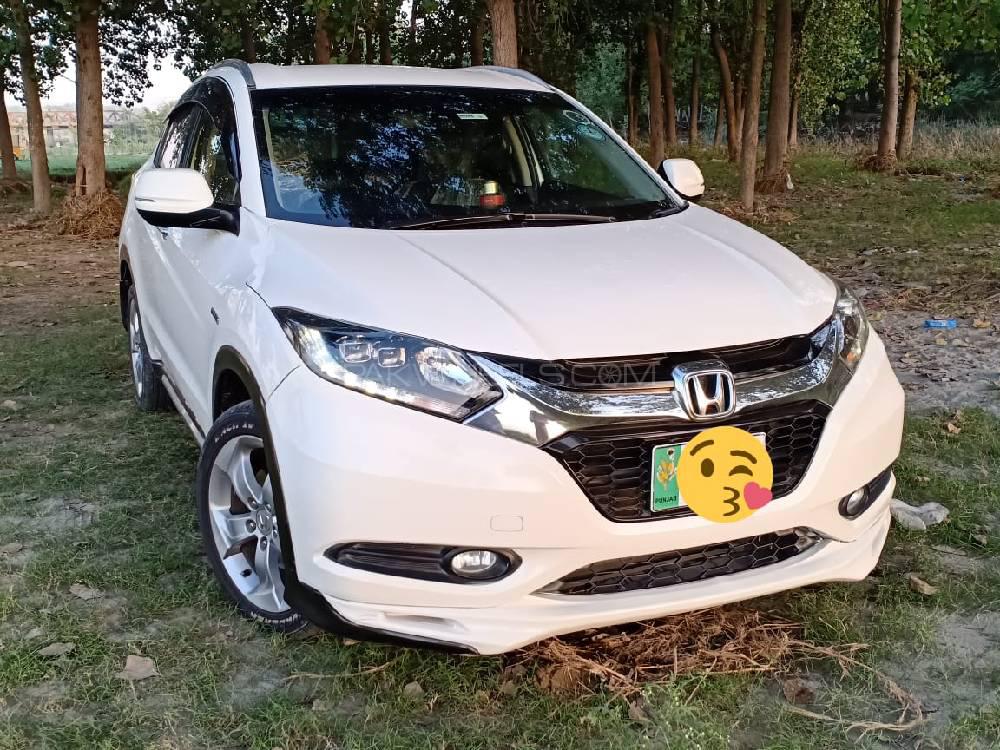 Honda Vezel 2013 for Sale in Peshawar Image-1