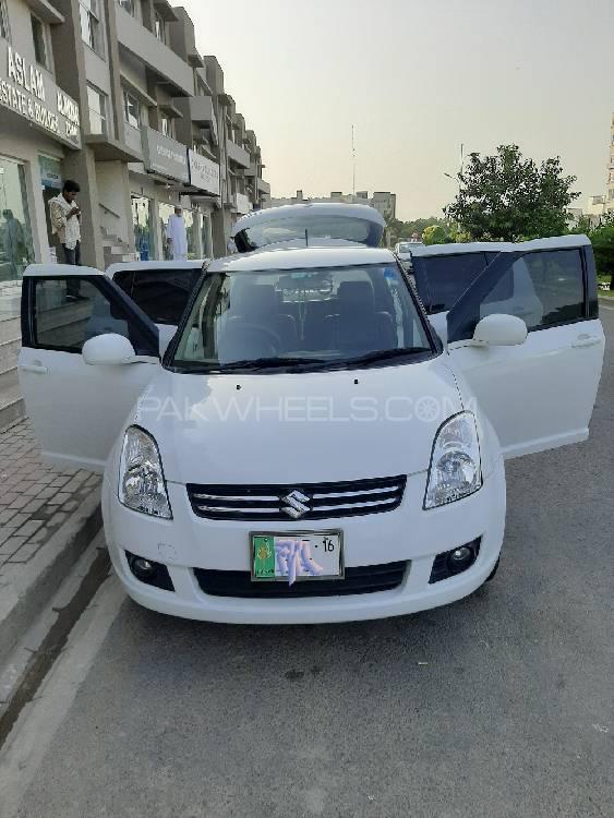 Suzuki Swift 2016 for Sale in Lahore Image-1