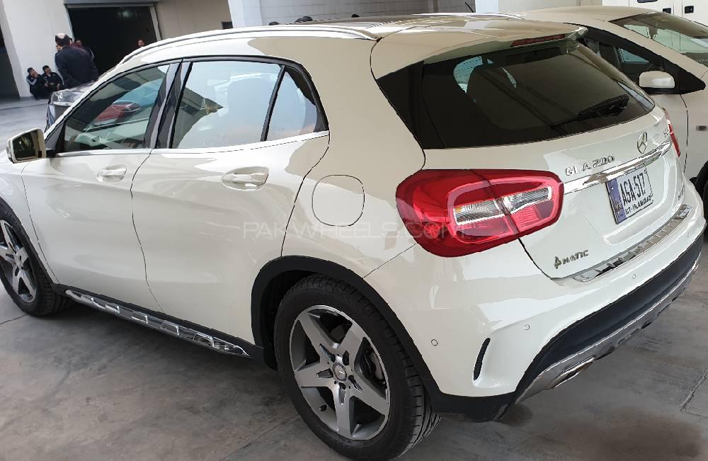 Mercedes Benz GLA Class 2017 for Sale in Islamabad Mercedes Benz GLA Class 2017 for Sale in Islamabad Image-4