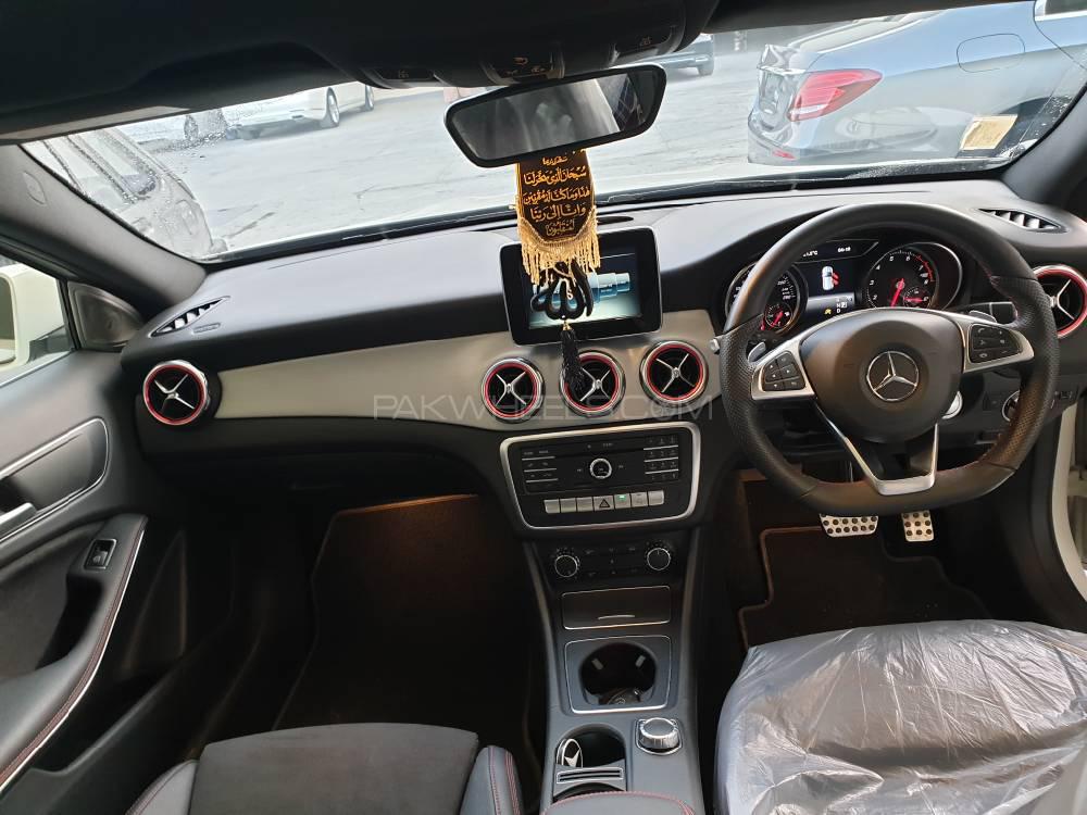 Mercedes Benz GLA Class 2017 for Sale in Islamabad Mercedes Benz GLA Class 2017 for Sale in Islamabad Image-9
