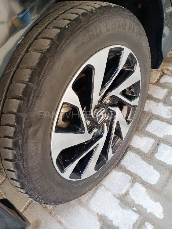 Honda Civic 2017 for Sale in Sargodha Honda Civic 2017 for Sale in Sargodha Image-4