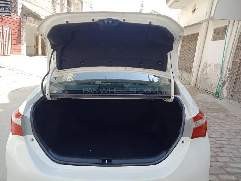 Toyota Corolla 2017 for Sale in Bahawalpur Toyota Corolla 2017 for Sale in Bahawalpur Image-7
