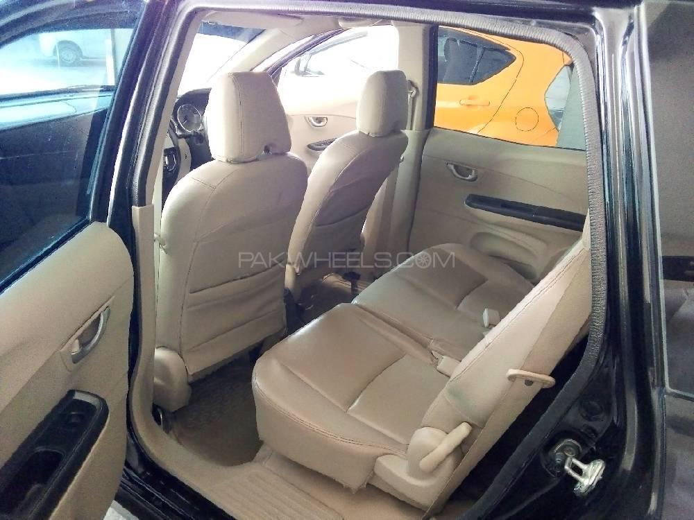 Honda BR-V 2018 for Sale in Rawalpindi Honda BR-V 2018 for Sale in Rawalpindi Image-11