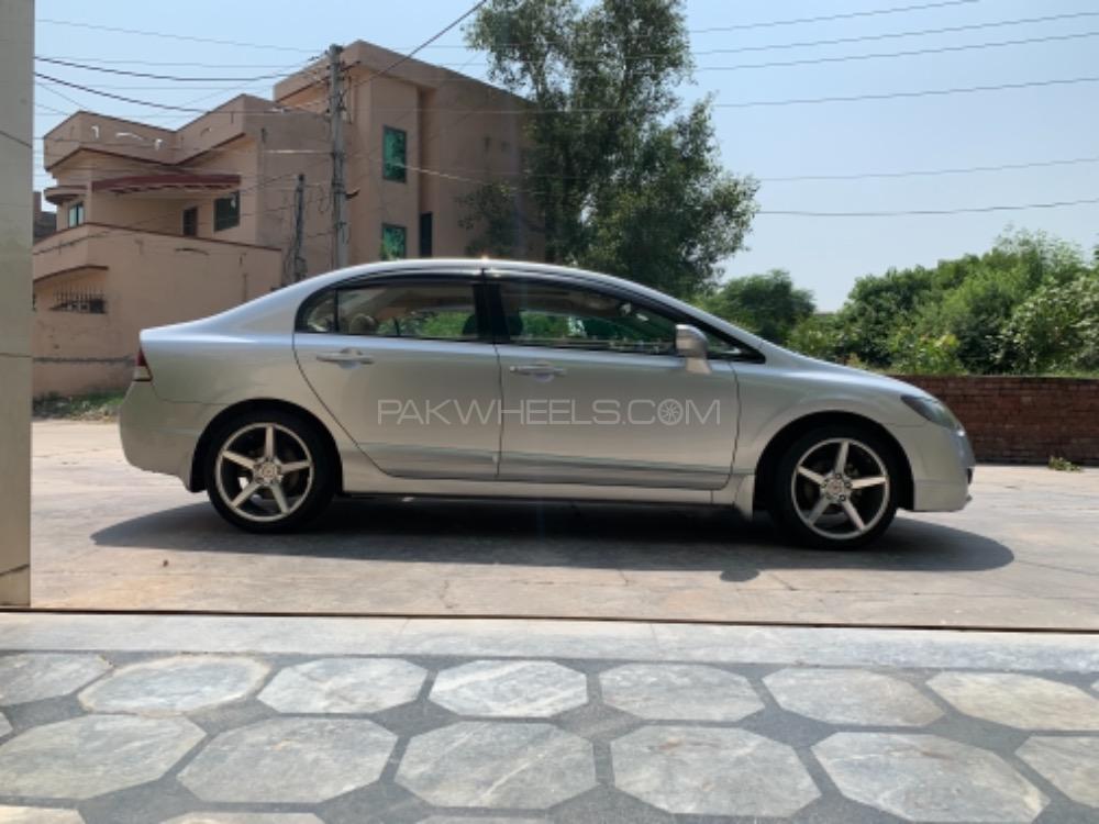 Honda Civic 2010 for Sale in Sialkot Honda Civic 2010 for Sale in Sialkot Image-11