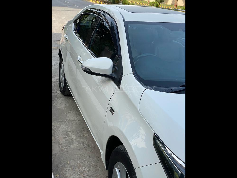 Toyota Corolla 2015 for Sale in Rawalpindi Toyota Corolla 2015 for Sale in Rawalpindi Image-8