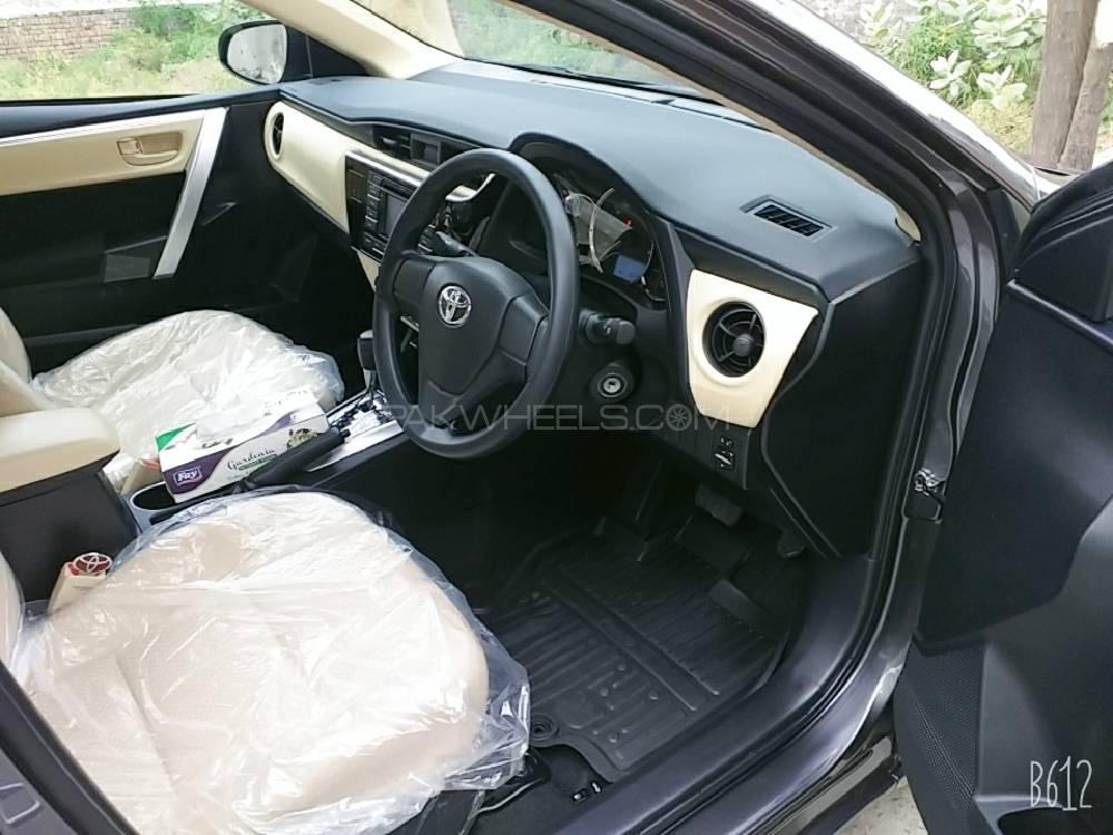 Toyota Corolla 2020 for Sale in Gujranwala Toyota Corolla 2020 for Sale in Gujranwala Image-9