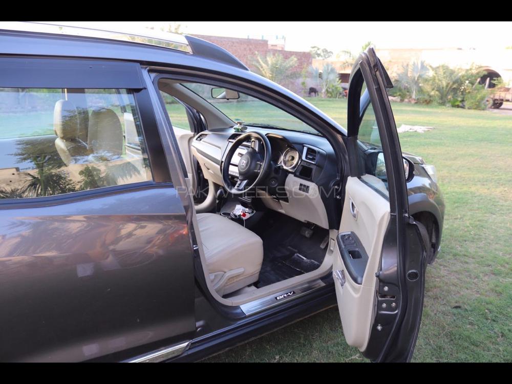 Honda BR-V 2018 for Sale in Sargodha Honda BR-V 2018 for Sale in Sargodha Image-13