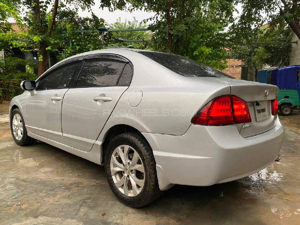 Honda Civic 2010 for Sale in Peshawar Image-1
