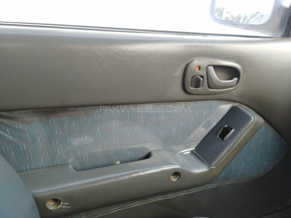 Suzuki Cultus 2001 for Sale in Rawalpindi Suzuki Cultus 2001 for Sale in Rawalpindi Image-6