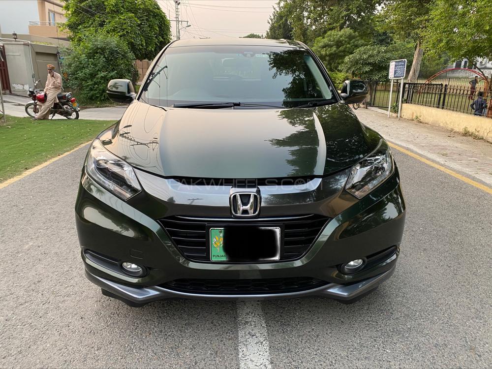 Honda Vezel 2014 for Sale in Lahore Image-1