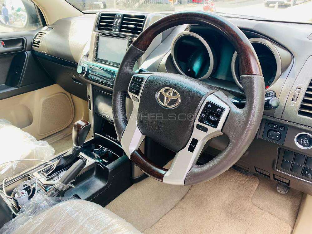 Toyota Prado 2011 for Sale in Lahore Toyota Prado 2011 for Sale in Lahore Image-9