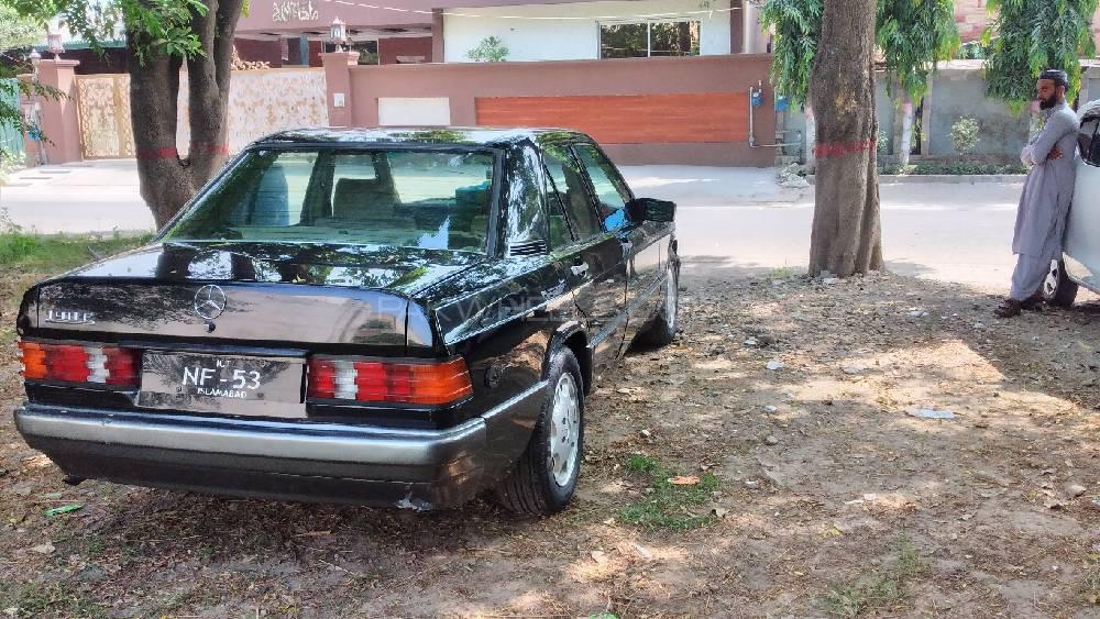 Mercedes Benz E Class 1982 for Sale in Lahore Mercedes Benz E Class 1982 for Sale in Lahore Image-7