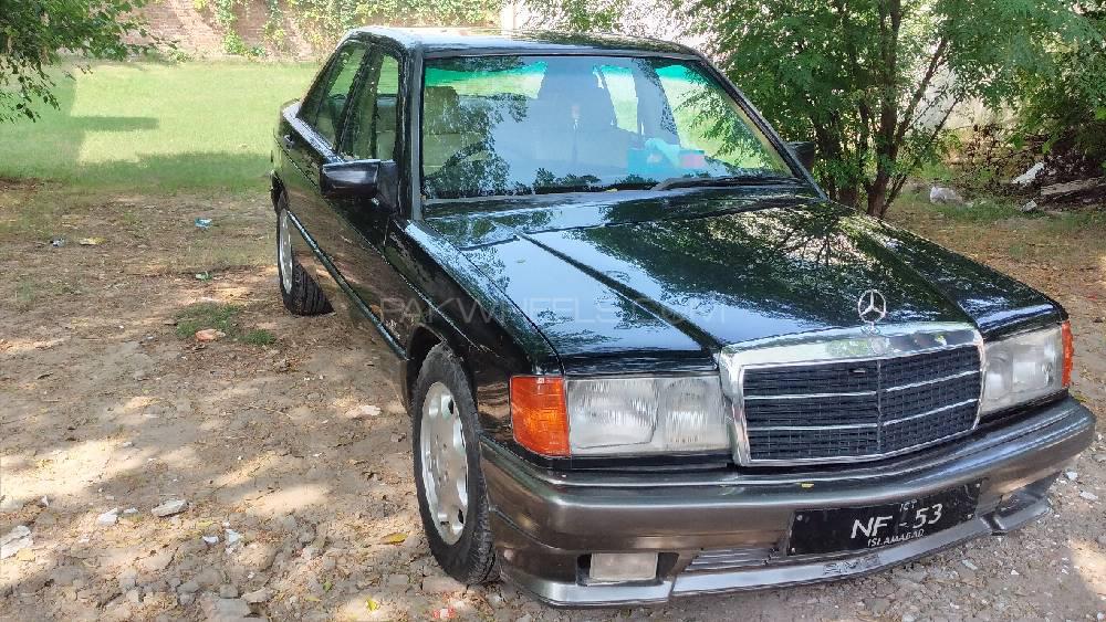 Mercedes Benz E Class 1982 for Sale in Lahore Mercedes Benz E Class 1982 for Sale in Lahore Image-6
