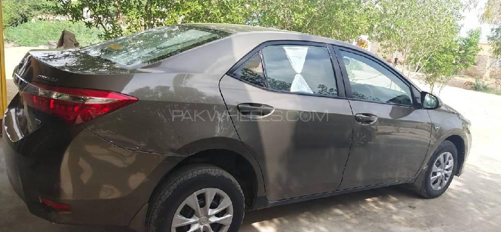 Toyota Corolla 2017 for Sale in Multan Toyota Corolla 2017 for Sale in Multan Image-6