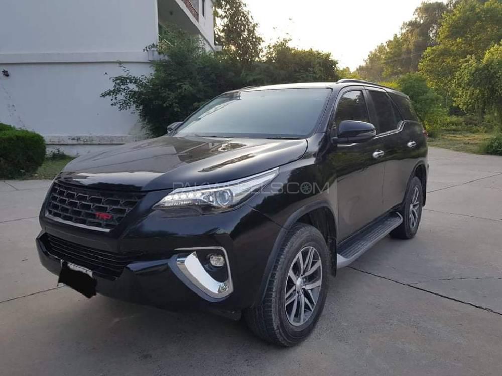 Toyota Fortuner 2019 for Sale in Lahore Toyota Fortuner 2019 for Sale in Lahore Image-4