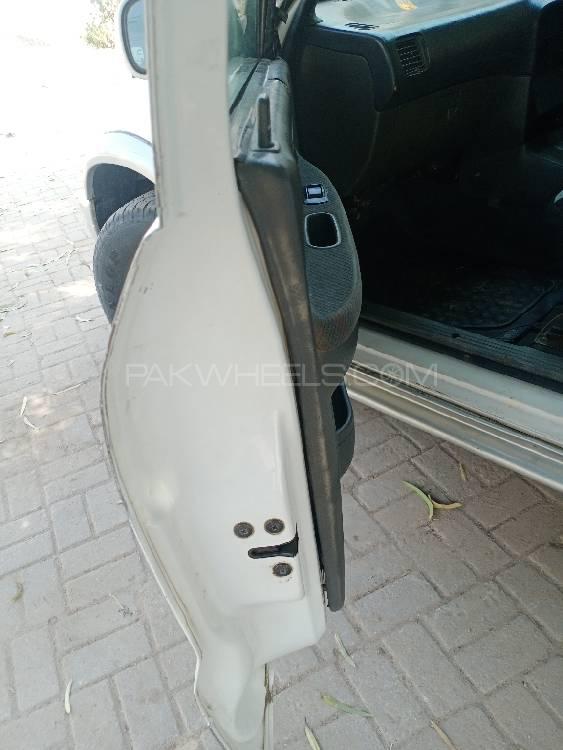 کِیا اسپورٹیج 2003 for Sale in ملتان کِیا اسپورٹیج 2003 for Sale in ملتان Image-6