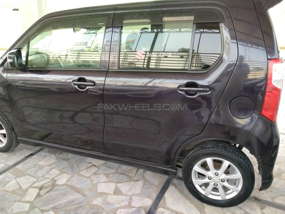 Suzuki Wagon R 2013 for Sale in Peshawar Suzuki Wagon R 2013 for Sale in Peshawar Image-2