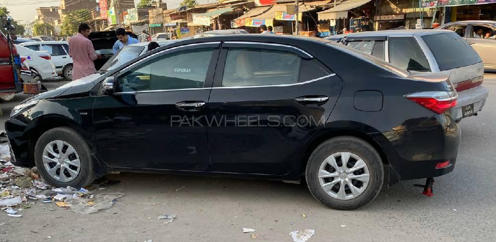 Toyota Corolla 2019 for Sale in Chiniot Toyota Corolla 2019 for Sale in Chiniot Image-3