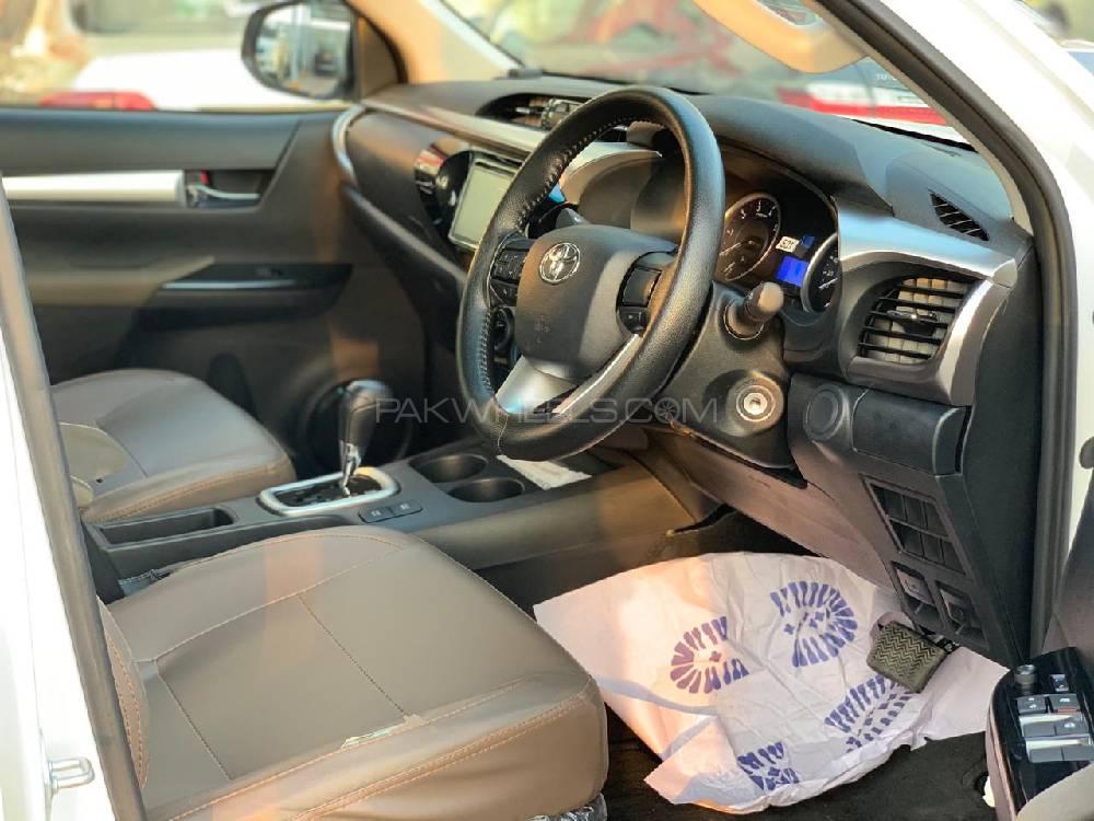 Toyota Hilux 2020 for Sale in Karachi Toyota Hilux 2020 for Sale in Karachi Image-5