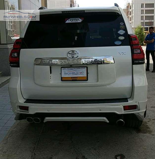 Toyota Prado 2010 for Sale in Karachi Toyota Prado 2010 for Sale in Karachi Image-6