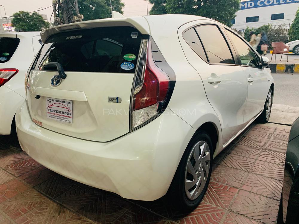 Toyota Aqua 2015 for Sale in Lahore Toyota Aqua 2015 for Sale in Lahore Image-4