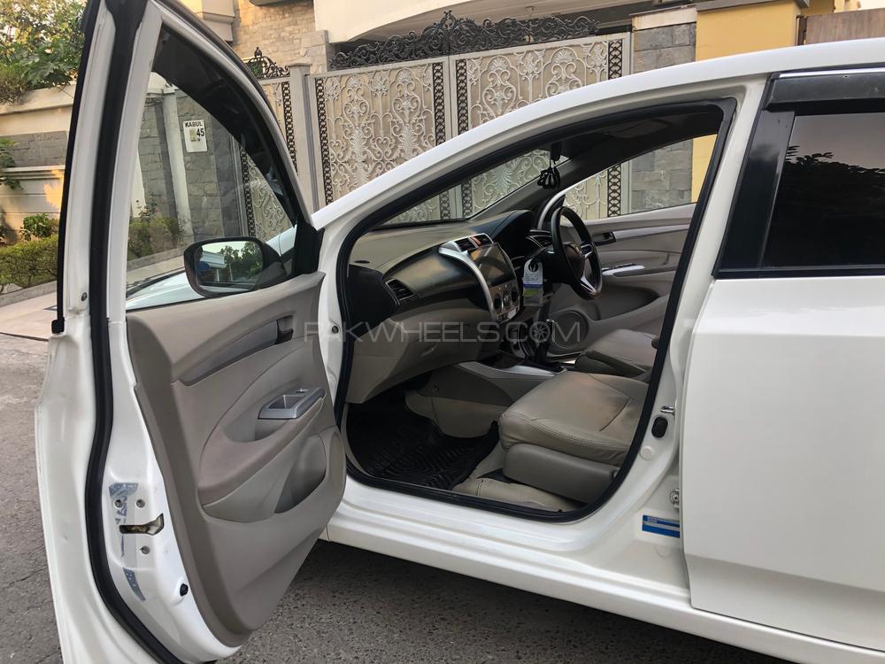 Honda City 2014 for Sale in Gujranwala Honda City 2014 for Sale in Gujranwala Image-13