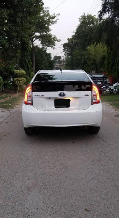 Toyota Prius 2012 for Sale in Lahore Image-1