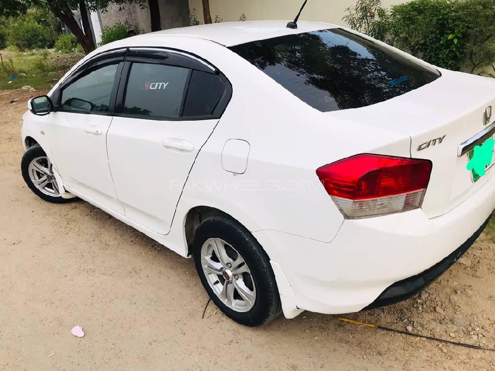 Honda City 2013 for Sale in Lahore Honda City 2013 for Sale in Lahore Image-8