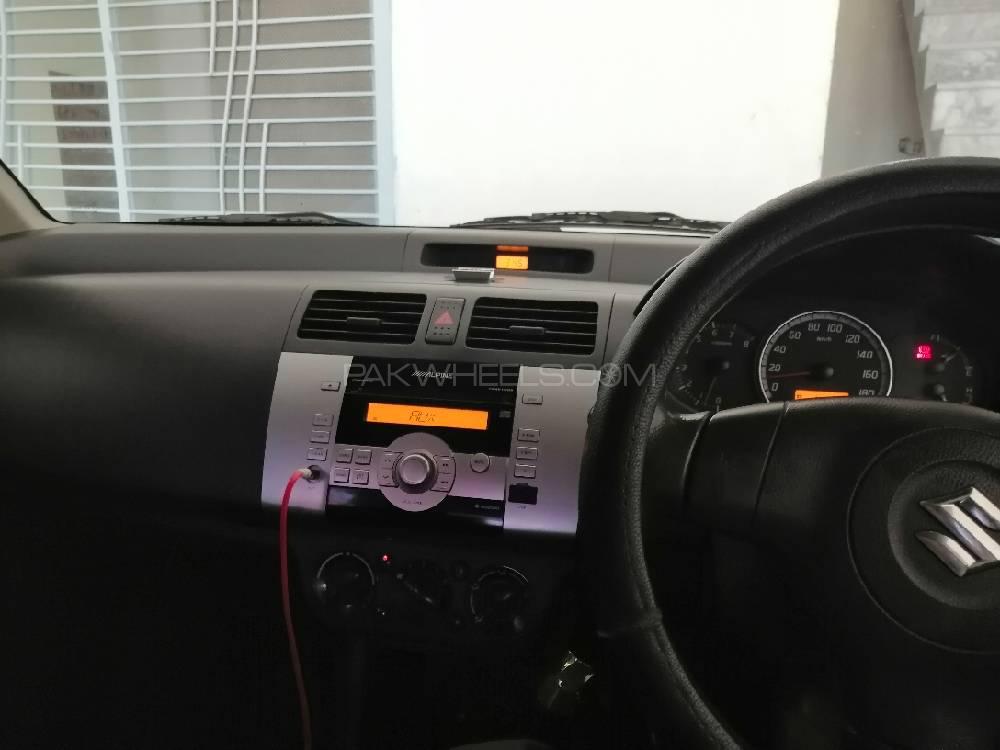 Suzuki Swift 2016 for Sale in Lahore Image-1