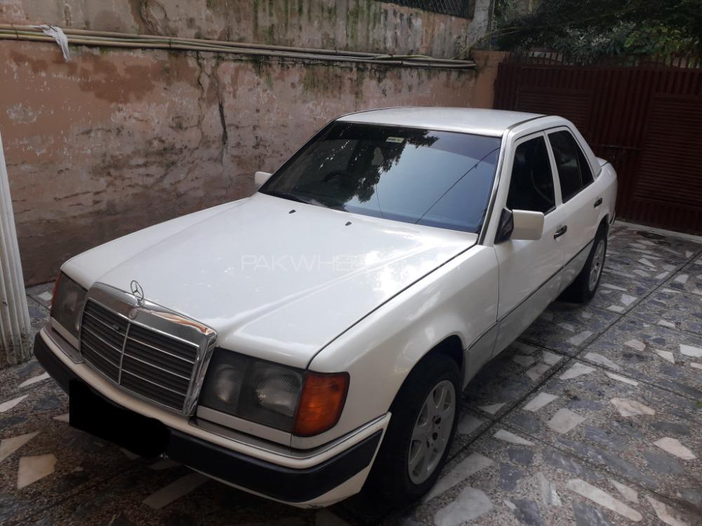 Mercedes Benz 200 D 1990 for Sale in Rawalpindi Mercedes Benz 200 D 1990 for Sale in Rawalpindi Image-7