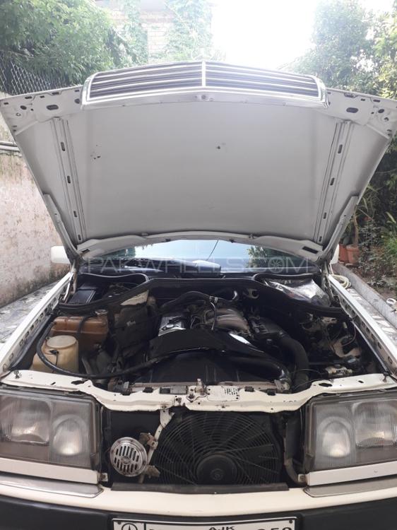 Mercedes Benz 200 D 1990 for Sale in Rawalpindi Mercedes Benz 200 D 1990 for Sale in Rawalpindi Image-22
