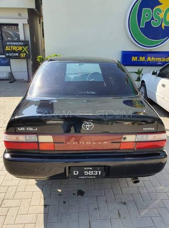 Toyota Corolla 1995 for Sale in Peshawar Image-1