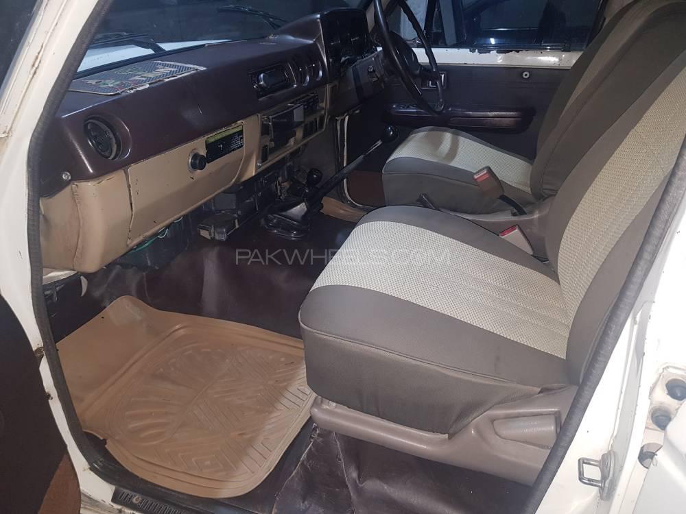 Toyota Land Cruiser 1984 for Sale in Islamabad Toyota Land Cruiser 1984 for Sale in Islamabad Image-7