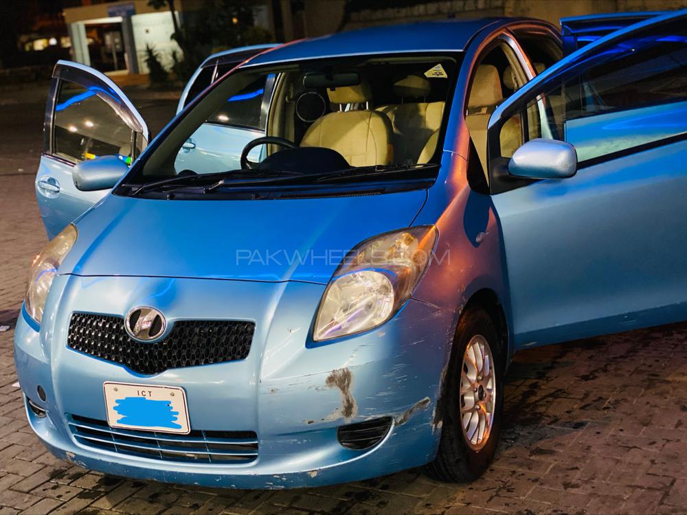 Toyota Vitz 2007 for Sale in Islamabad Image-1