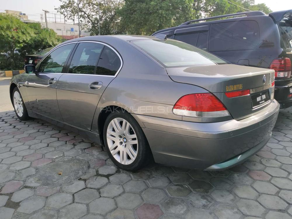 بی ایم ڈبلیو 7 سیریز 2005 for Sale in لاہور بی ایم ڈبلیو 7 سیریز 2005 for Sale in لاہور Image-14